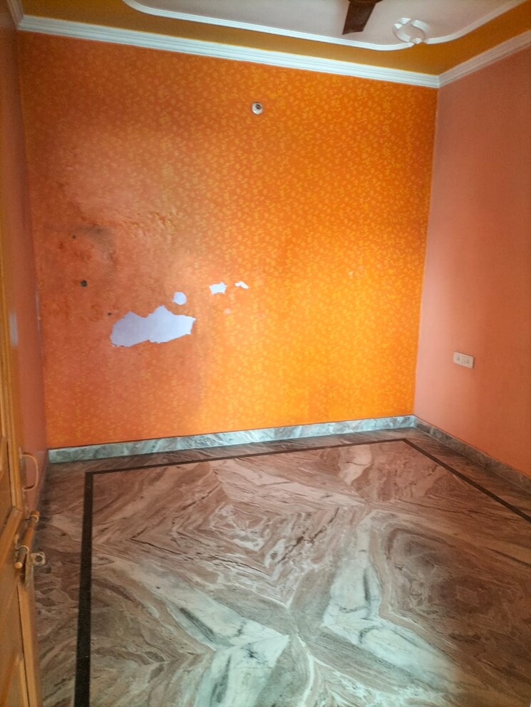 Room, panchsheel enclave 3 Bedroom 85 Sq.Yd. Independent House In Panchsheel Enclave Ghaziabad 8965504