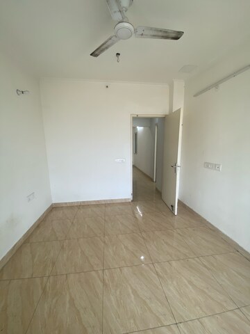 Room in 2 BHK Apartment at Gaur Yamuna City 16th Park View, Sector 19 Yamuna Expressway – for Sale