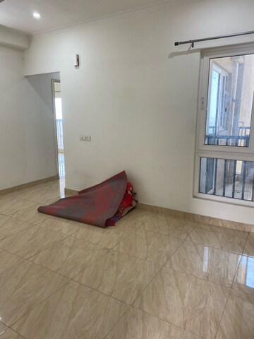 Room in 2 BHK Apartment at Gaur Yamuna City 16th Park View, Sector 19 Yamuna Expressway – for Sale
