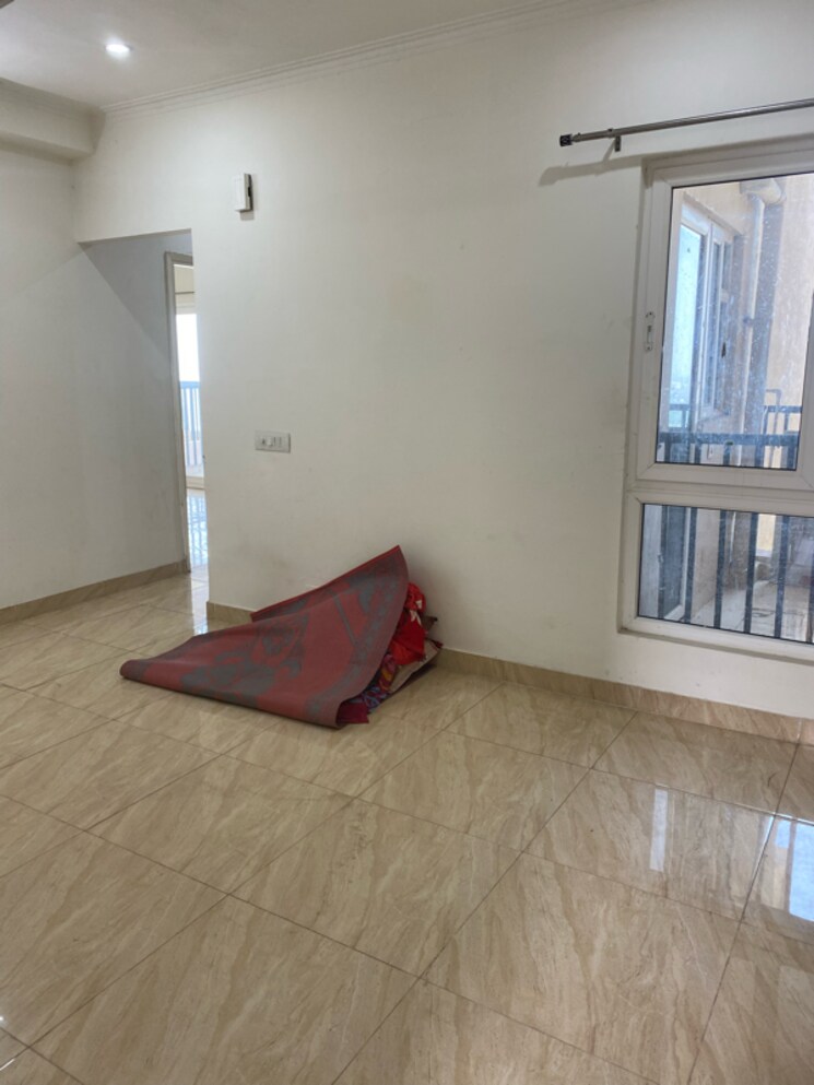 Living Room, gaur-yamuna-city 2 Bedroom 1075 Sq.Ft. Apartment In Sector 19 Yamuna Expressway Greater Noida 8965518