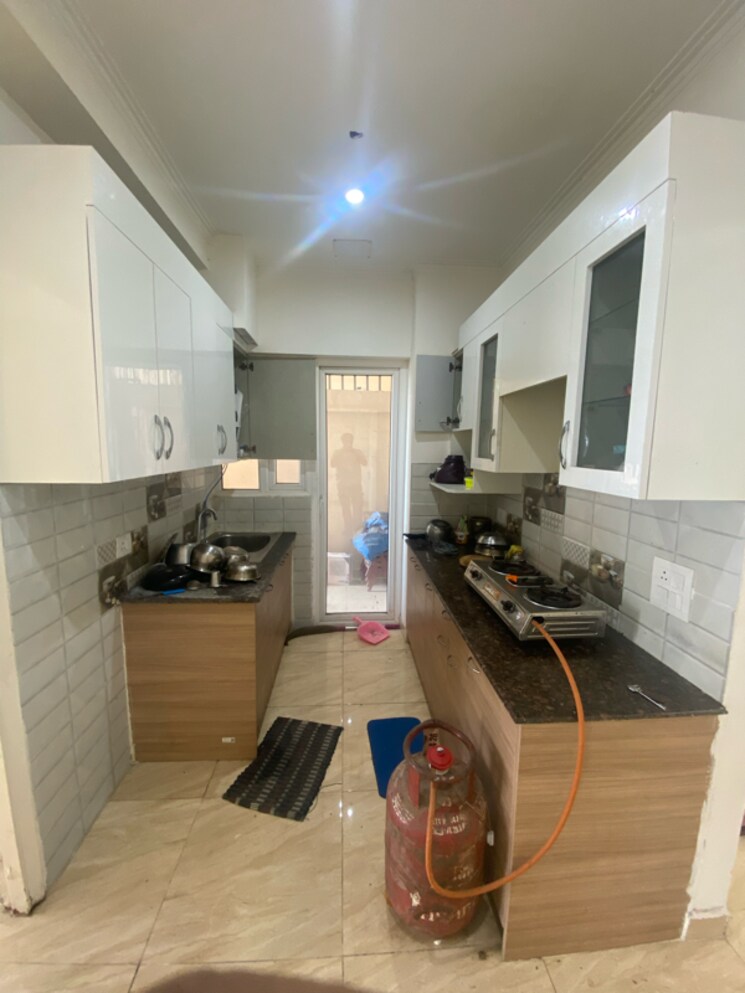 Kitchen, gaur-yamuna-city 2 Bedroom 1075 Sq.Ft. Apartment In Sector 19 Yamuna Expressway Greater Noida 8965518