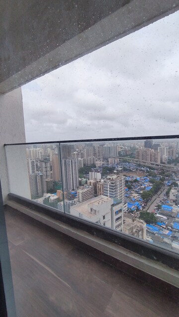 2 BHK Apartment For Rent in Level The Residences, Andheri West