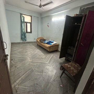 Bedroom in 2 BHK Builder Floor at Kotla Mubarakpur – for Rent