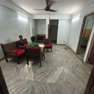 Bedroom in 2 BHK Builder Floor at Kotla Mubarakpur – for Rent