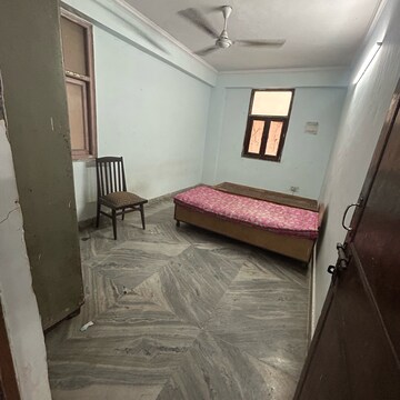 Kitchen in 2 BHK Builder Floor at Kotla Mubarakpur – for Rent