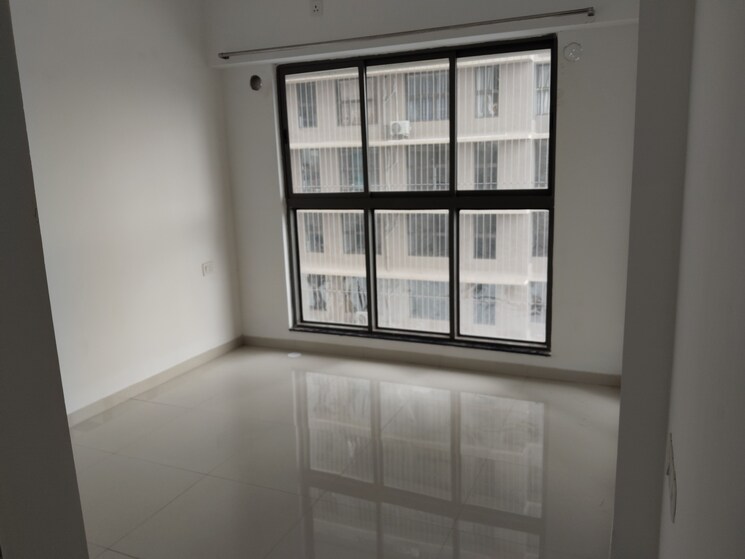 Room, uk-iridium 1 Bedroom 410 Sq.Ft. Apartment In Kandivali East Mumbai 8965542