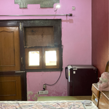 Living Room in 1 BHK Independent House at RWA Apartments Sector 41, Sector 41 – for Rent