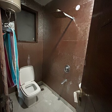 Bathroom in 3 BHK Builder Floor at Kotla Mubarakpur – for Rent
