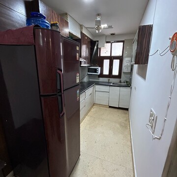 Team Area in 3 BHK Builder Floor at Kotla Mubarakpur – for Rent
