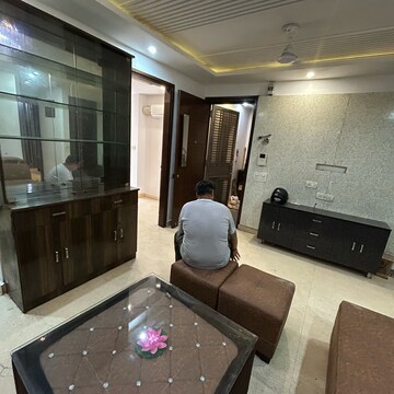 Living Room in 3 BHK Builder Floor at Kotla Mubarakpur – for Rent