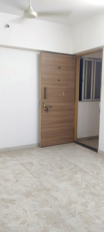Room in 1 BHK Apartment at Jeevan Vihar CHS, Bhandup East – for Rent