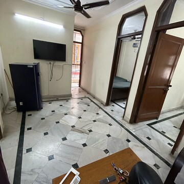 Team Area in 2 BHK Builder Floor at Kotla Mubarakpur – for Rent