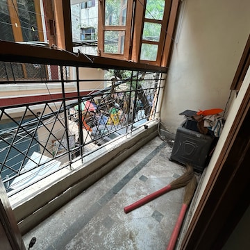 Balcony in 2 BHK Builder Floor at Kotla Mubarakpur – for Rent