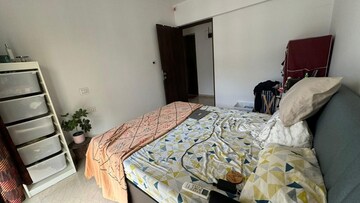 Bedroom in 2 BHK Builder Floor at Platinum Life, Andheri West – for Rent