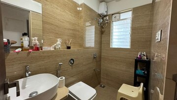 Bathroom in 2 BHK Builder Floor at Platinum Life, Andheri West – for Rent