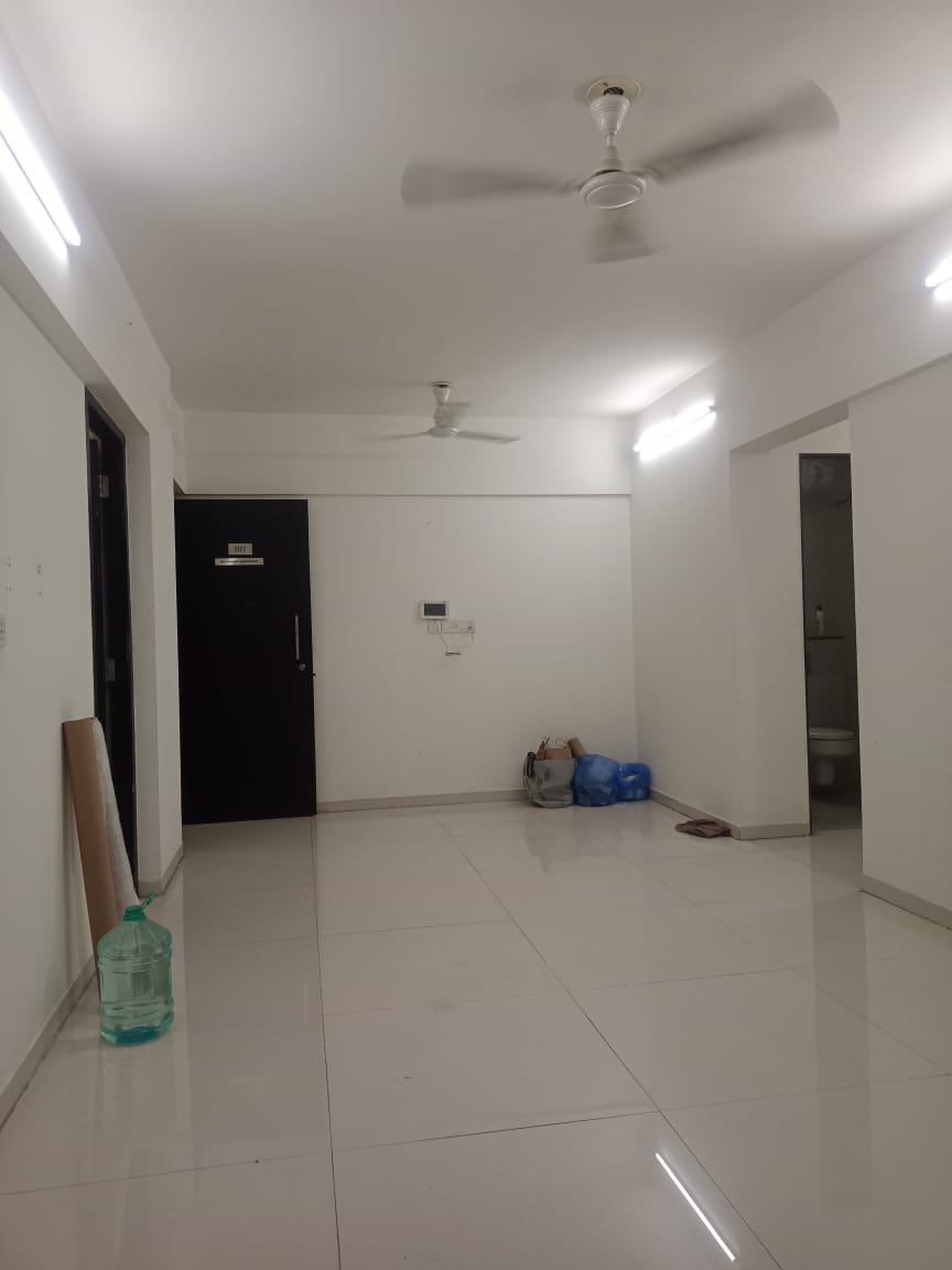 3 BHK + Study Room Apartment For Rent in Spectrum Apartment