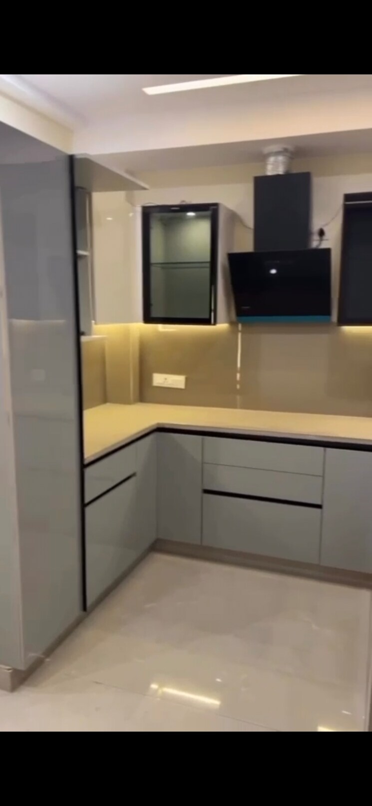 Kitchen, hari nagar 3 Bedroom 100 Sq.Yd. Builder Floor In Hari Nagar Delhi 8965612