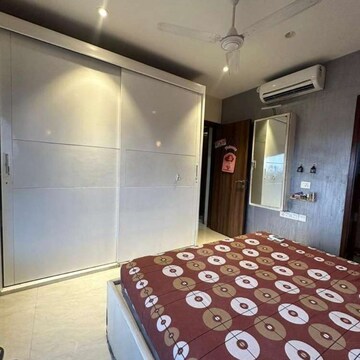 Bedroom in 2 BHK Apartment at Girnar CHS Andheri West, Shashtri Nagar – for Rent