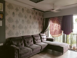 Living Room in 3 BHK Apartment at Shapoorji Pallonji Joyville, Virar West – for Sale