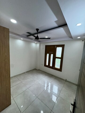 Room in 2 BHK Builder Floor at Himgiri Enclave, Burari – for Sale