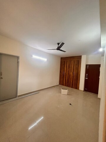 Room in 3 BHK Apartment at Garur Golf Island, Sector 19b Dwarka – for Rent