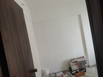Furnished Amenities in 1 BHK Apartment at Oxy Beaumonde, Viman Nagar – for Rent