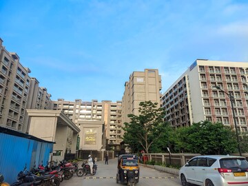 1 BHK Apartment For Rent in Oxy Beaumonde, Viman Nagar