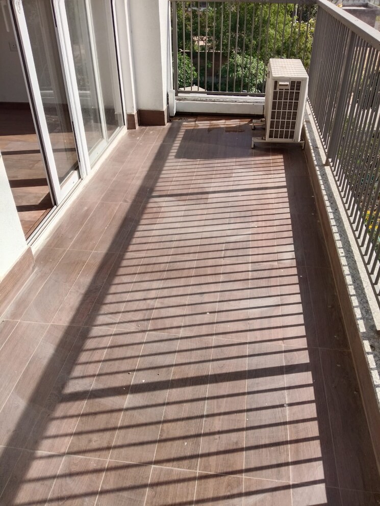 Balcony, dlf-garden-city-independent-floors 4 Bedroom 355 Sq.Yd. Builder Floor In Sector 92 Gurgaon 8965660