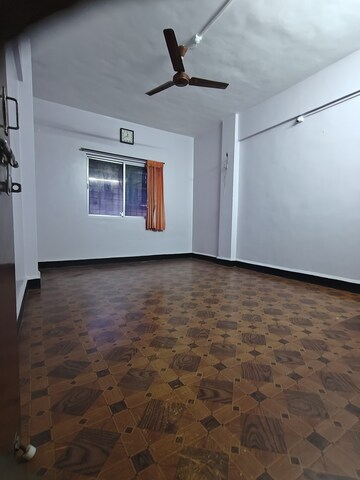 Room in 2 BHK Apartment at Sai Prasad Warje, Warje – for Rent