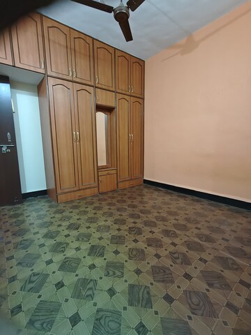 Room in 2 BHK Apartment at Sai Prasad Warje, Warje – for Rent