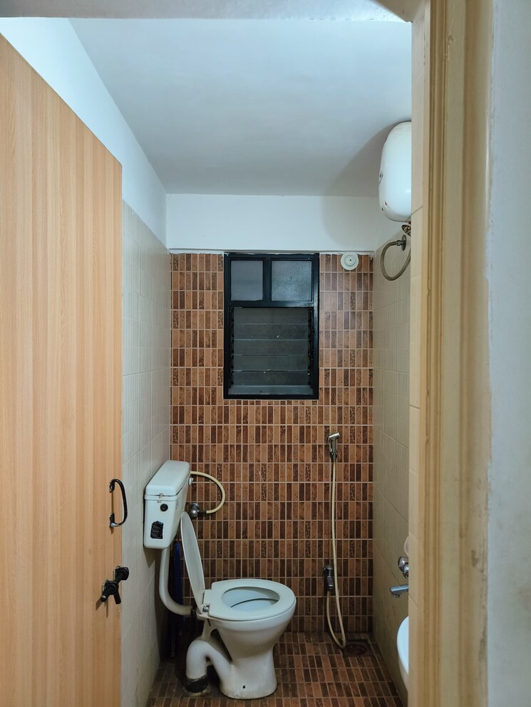Bathroom, multicon-avon 2 Bedroom 1100 Sq.Ft. Apartment In Baner Pune 8965675