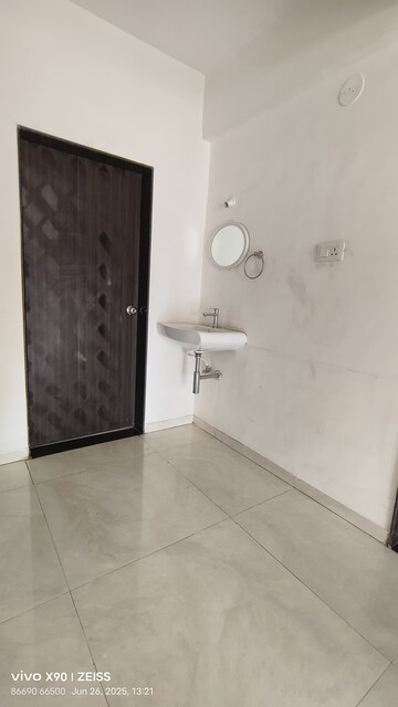 Room in 3 BHK Apartment at Pashan – for Rent