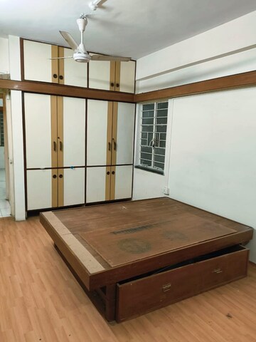 Room in 2 BHK Apartment at Sakal Nagar CHS, Aundh – for Rent