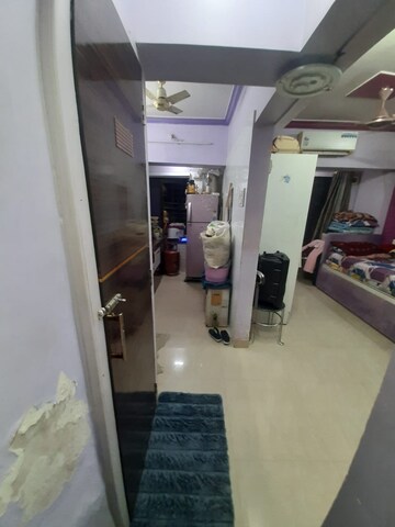Parking in 1 RK Apartment at Nanji Niwas, Borivali East – for Sale