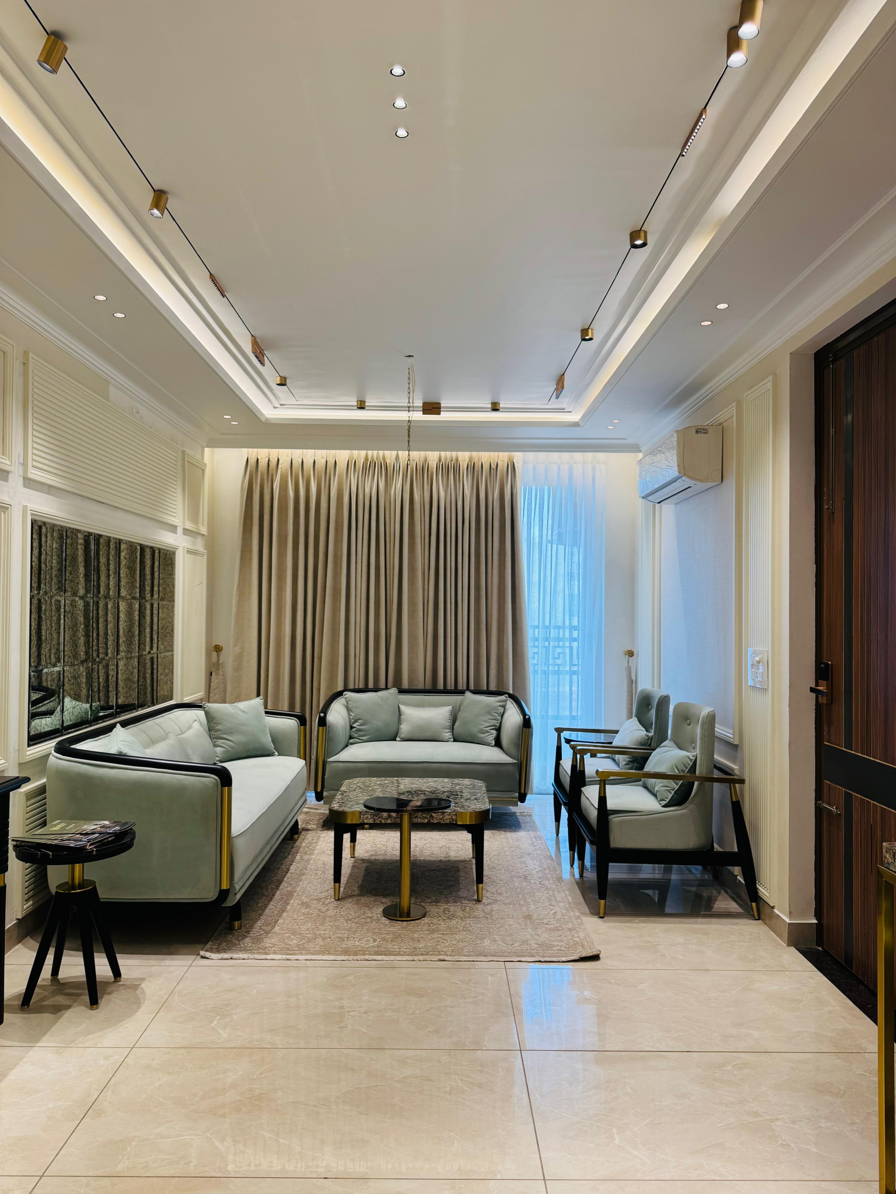 3 BHK Builder Floor For Sale in Golden Era