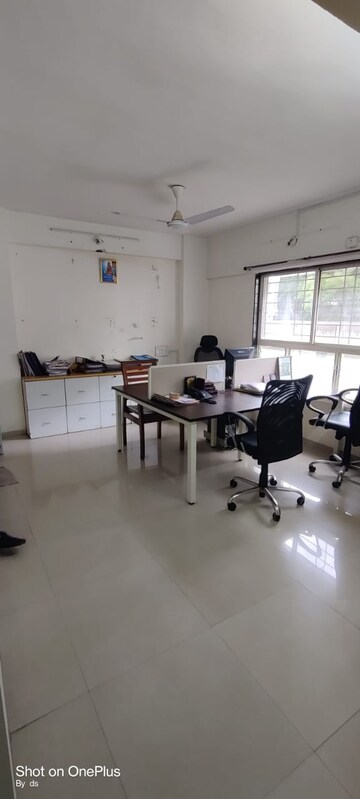 Team Area in 3 BHK Apartment at Padmavillas Apartments, Pashan – for Rent
