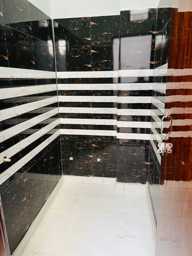 Balcony, gayatri-enclave-govindpuram 2 Bedroom 700 Sq.Ft. Builder Floor In Govindpuram Ghaziabad 8965726