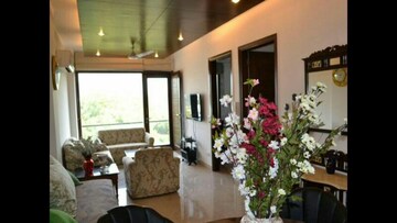 Living Room in 3 BHK Builder Floor at Veera Safdarjung Enclave, Safdarjung Enclave – for Rent