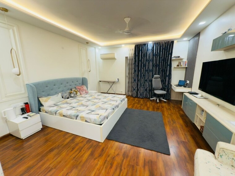 Bedroom, dlf-new-town-heights-ii 3.5 Bedroom 1935 Sq.Ft. Apartment In Sector 86 Gurgaon 8965736