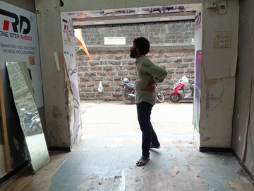 Parking in  Shop at Prabhat Apartment Prabhadevi, Prabhadevi – for Rent