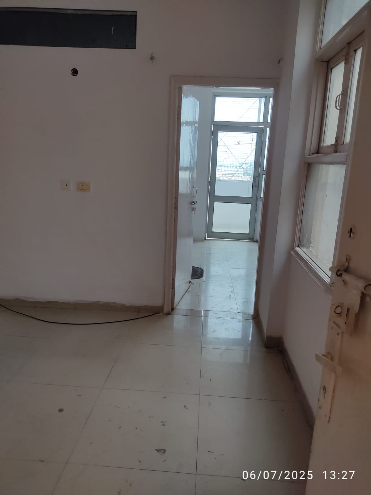 2 BHK 1000 Sq.Ft. Apartment in Sadbhawna Apartment