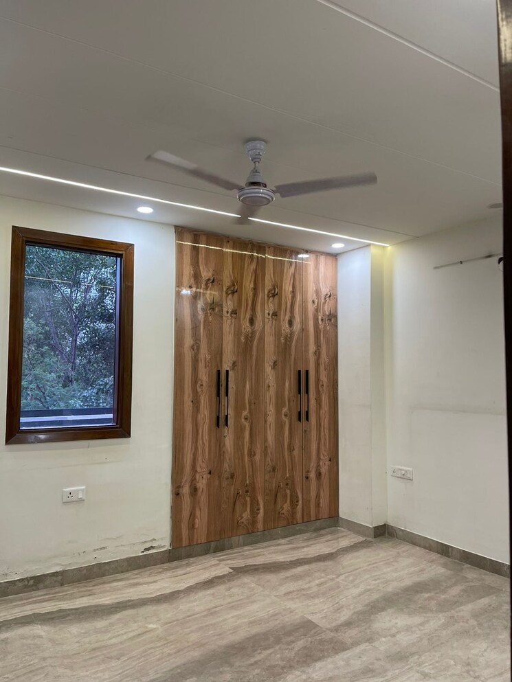 Room, shubh-niketan-apartments 3 Bedroom 1450 Sq.Ft. Apartment In Paschim Vihar Delhi 8965780