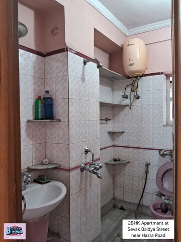 Bathroom in 2 BHK Builder Floor at Hazra Road – for Rent