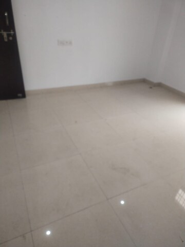 Room in 2 BHK Independent House at Gomti Nagar – for Rent