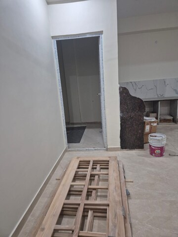Balcony in 2 BHK Independent House at Gomti Nagar – for Rent