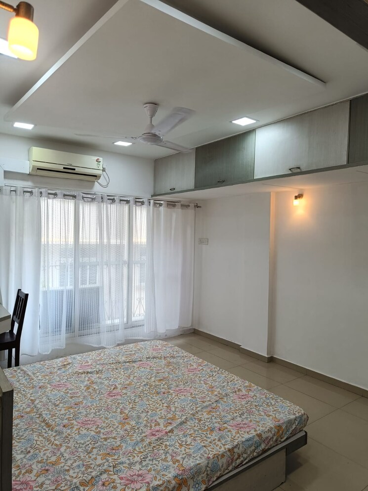 Bedroom, vile parle east 3 Bedroom 1100 Sq.Ft. Apartment In Vile Parle East Mumbai 8965804