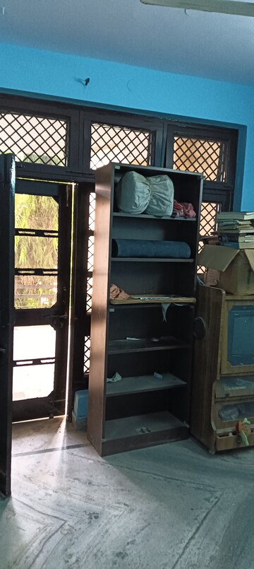 Laundry Area in 2 BHK Independent House at Sector 21d – for Rent