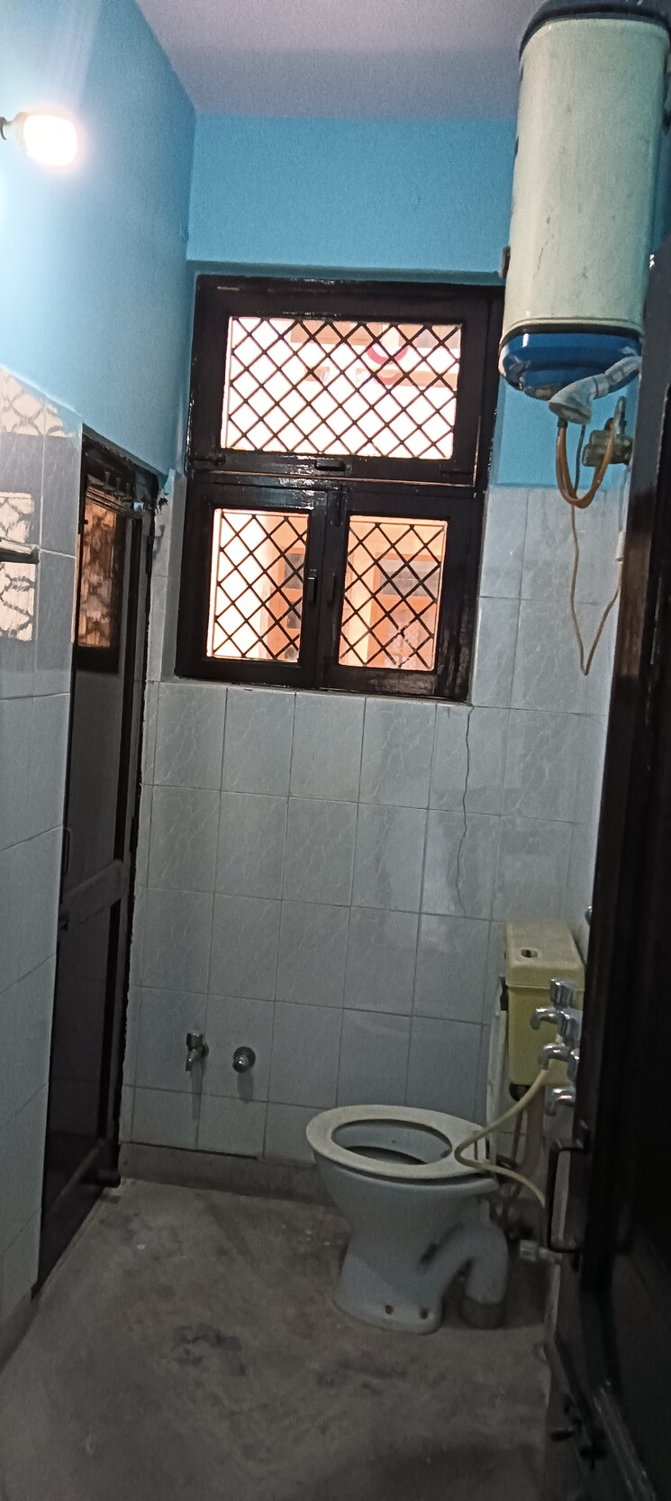 Bathroom, sector 21d 2 Bedroom 1200 Sq.Ft. Independent House In Sector 21d Faridabad 8965823