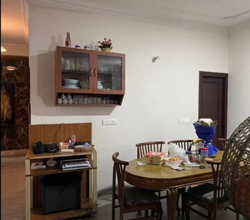 Kitchen in 4 BHK Builder Floor at Sector 44 – for Rent