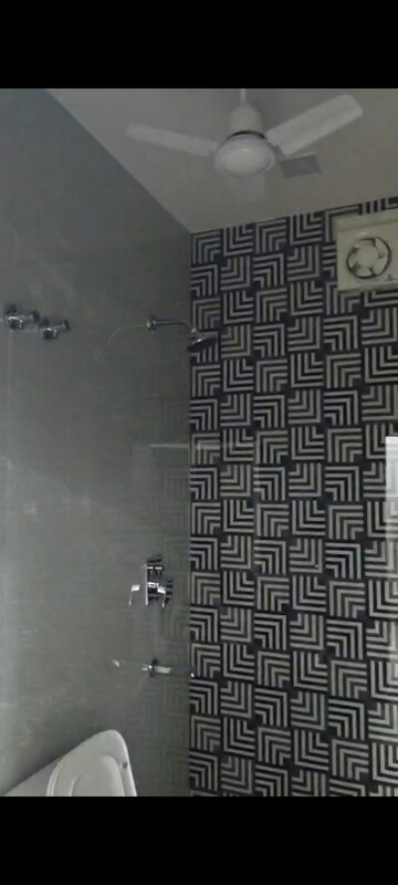 Bathroom in 1 BHK Independent House at Lajpat Nagar 4 – for Rent